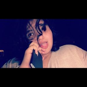 Meet your Posher, Priscila